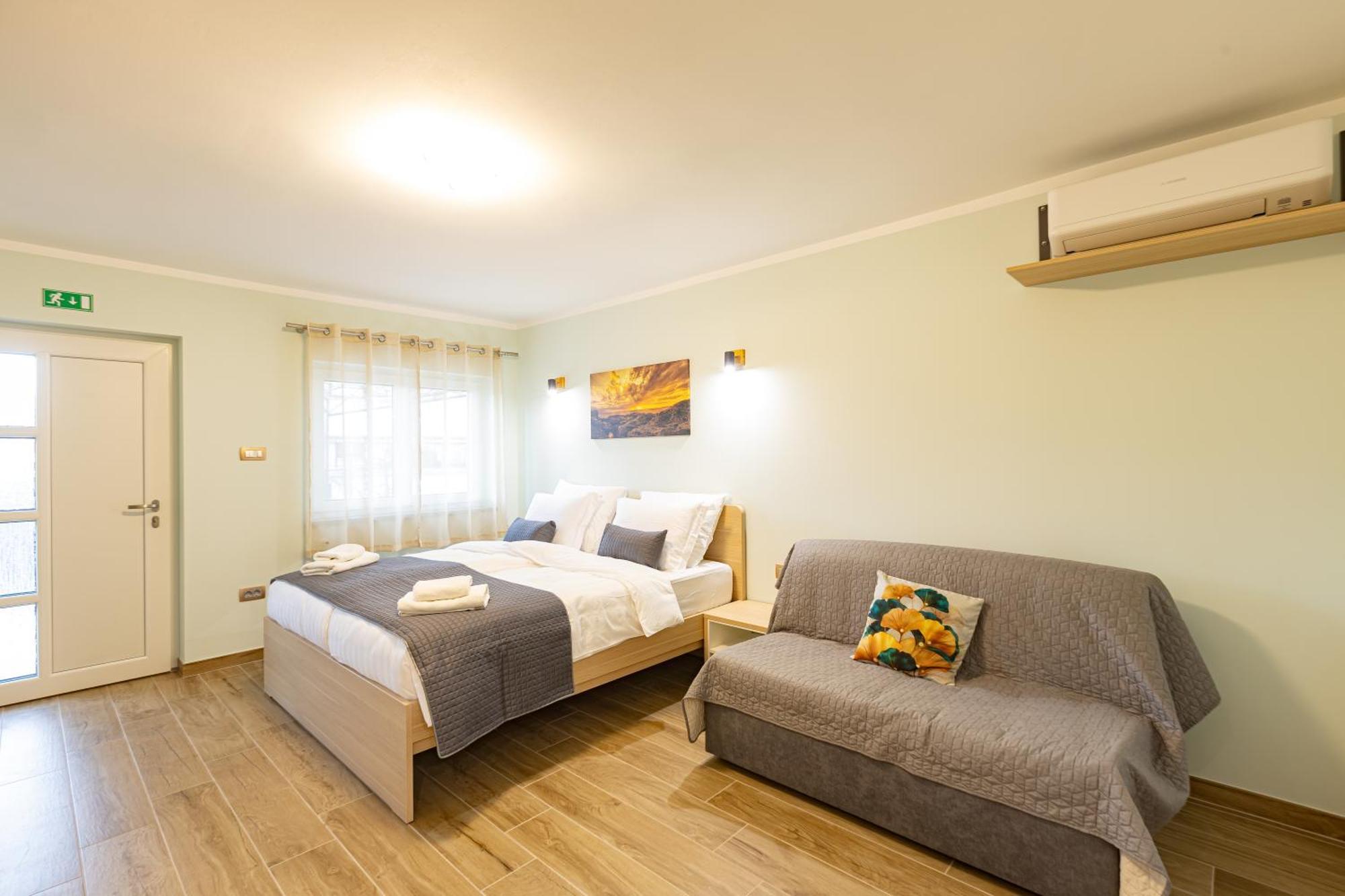 Adriatic Bay Apartments 波尔托罗 外观 照片